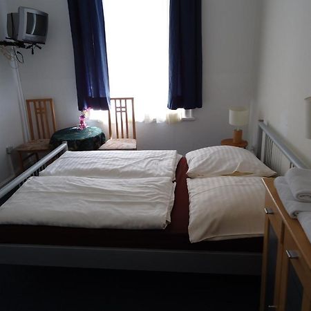 Hotel Garni Nord Хамбург Екстериор снимка