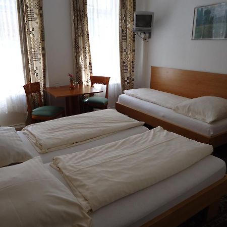 Hotel Garni Nord Хамбург Екстериор снимка