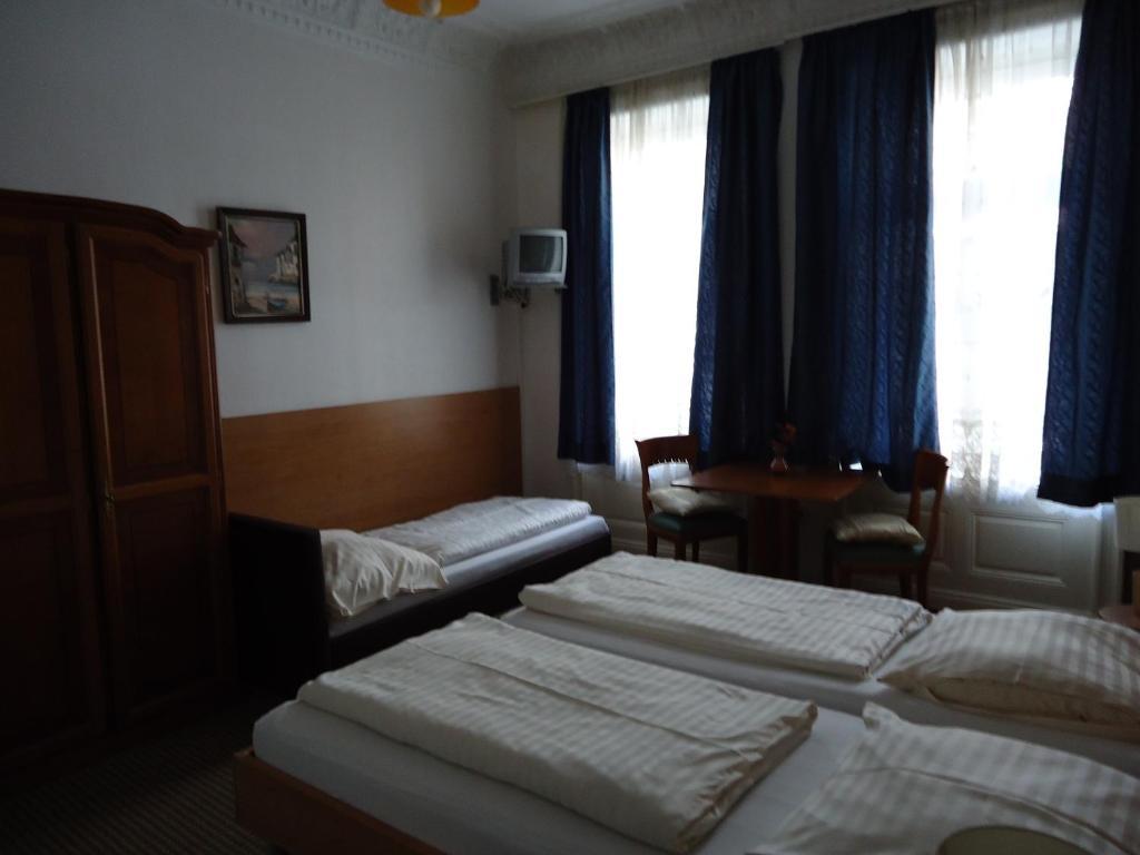 Hotel Garni Nord Хамбург Екстериор снимка
